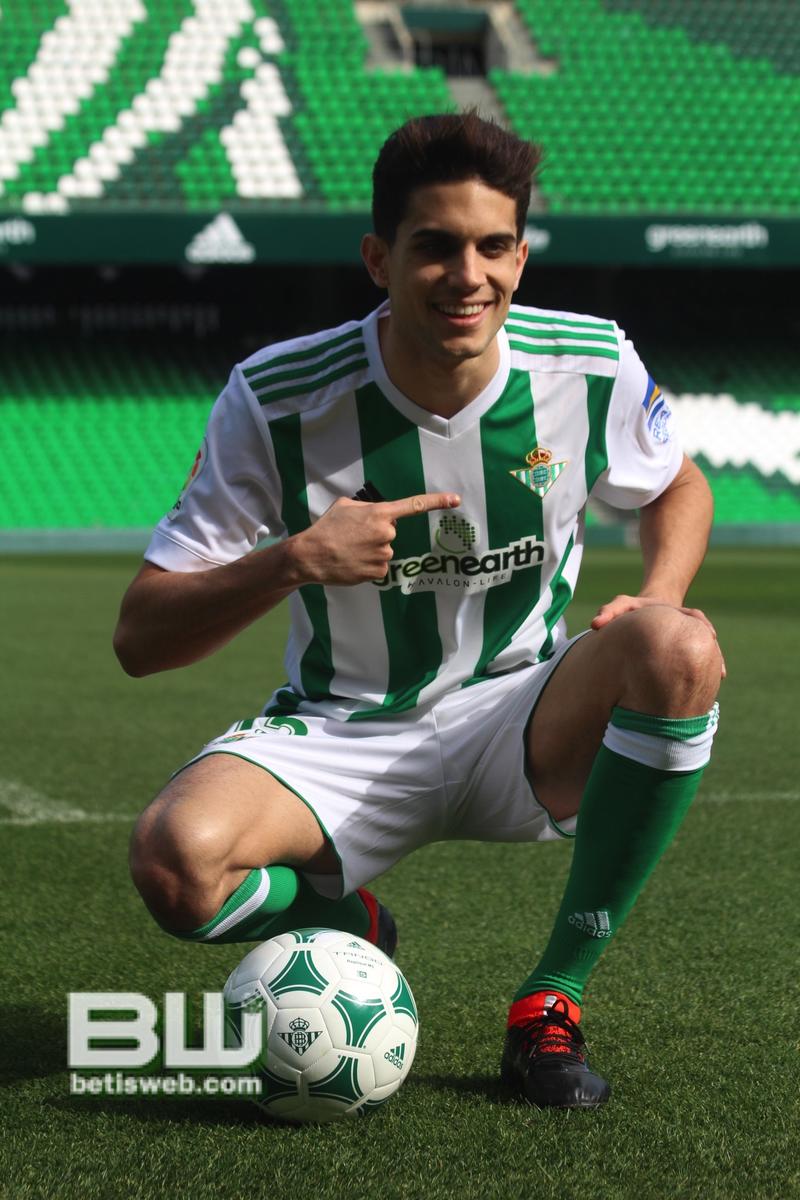 Haga clic en la imagen para ver una versin ms grande

Nombre:	aPresentacin de Bartra 144.jpg
Visitas:	3
Size:	120,1 KB
ID:	6728338