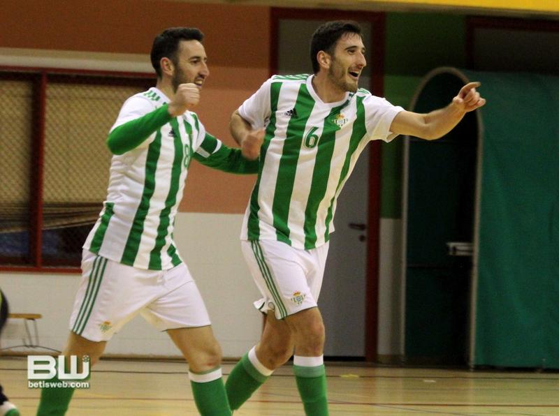 Haga clic en la imagen para ver una versin ms grande

Nombre:	aJ20 Betis futsal - Cordoba 84.jpg
Visitas:	1
Size:	57,5 KB
ID:	6734934