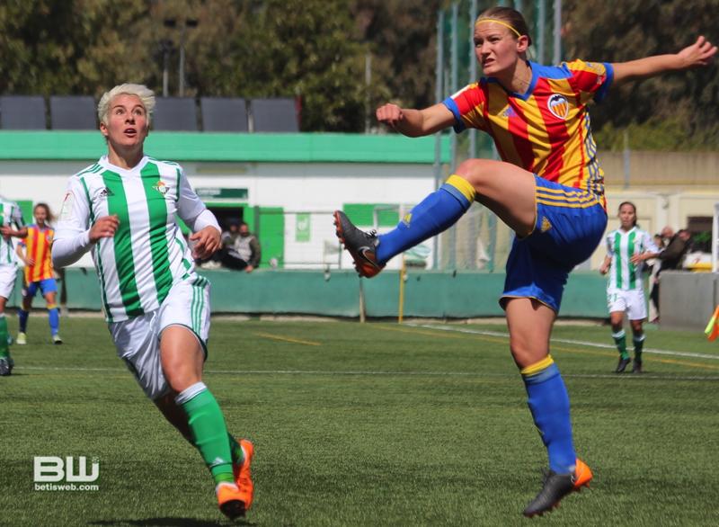 Haga clic en la imagen para ver una versin ms grande

Nombre:	aJ24 Betis fem - Valencia 80.jpg
Visitas:	1
Size:	77,2 KB
ID:	6769437