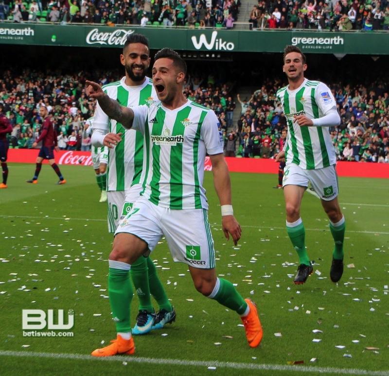 Haga clic en la imagen para ver una versin ms grande

Nombre:	aJ31 Betis-Eibar 68.jpg
Visitas:	2
Size:	108,7 KB
ID:	6780456