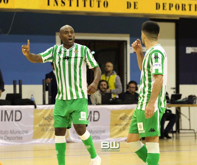 Haga clic en la imagen para ver una versión más grande  Nombre:	aJ6 Betis futsal - Burela 143.jpg Visitas:	1 Size:	69,4 KB ID:	6965739