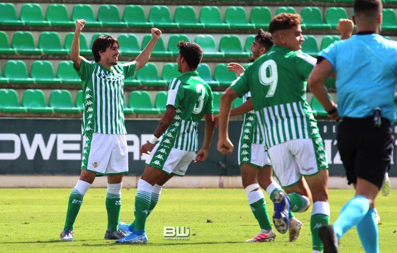 Haga clic en la imagen para ver una versión más grande  Nombre:	aJ5 Betis Deportivo - Lebrijana 55.jpg Visitas:	1 Size:	71,9 KB ID:	7246244