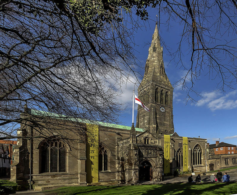 Haga clic en la imagen para ver una versin ms grande

Nombre:	1200px-Leicester_Cathedral_exterior.jpg
Visitas:	1
Size:	200,3 KB
ID:	7463137