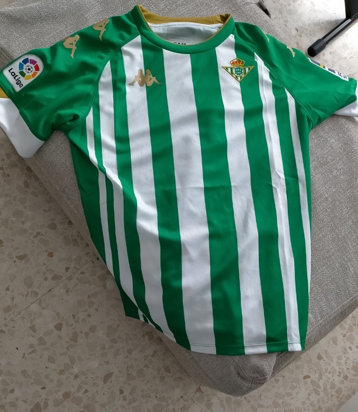 Haga clic en la imagen para ver una versin ms grande

Nombre:	Camiseta Betis.jpeg
Visitas:	1
Size:	417,1 KB
ID:	7629675