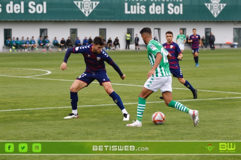 J-10-Betis-Deportivo-vs-UE-Costa-Brava103