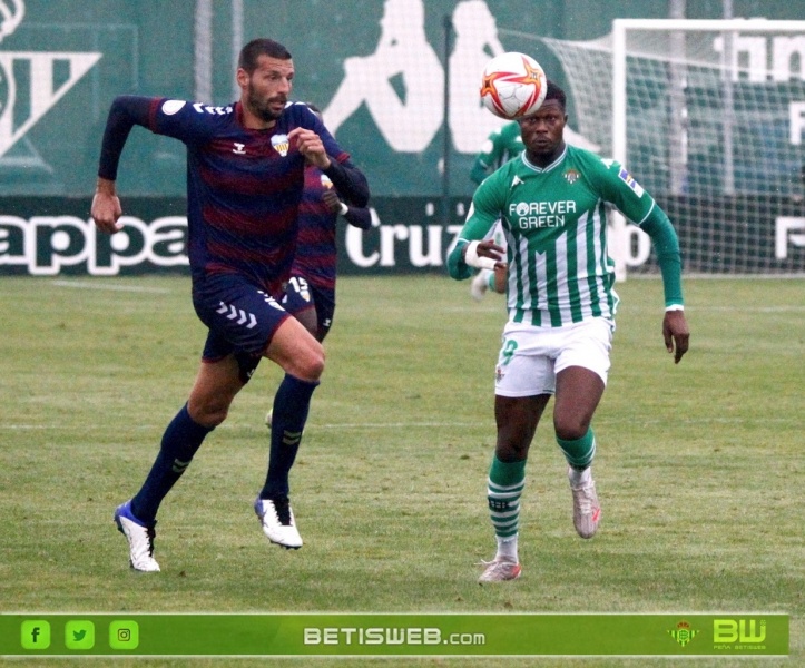 J-10-Betis-Deportivo-vs-UE-Costa-Brava1036