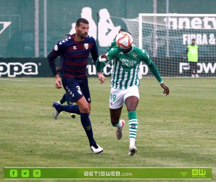 J-10-Betis-Deportivo-vs-UE-Costa-Brava1037