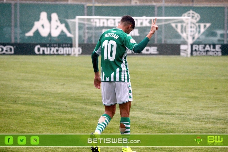 J-10-Betis-Deportivo-vs-UE-Costa-Brava1157