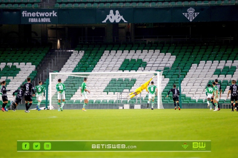 J-12-Betis-Deportivo-vs-UE-Cornellá-925