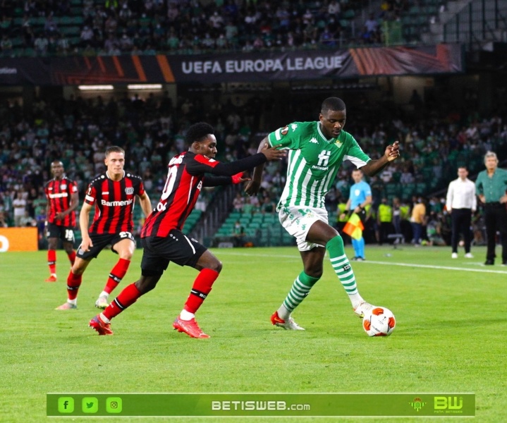 J-3-Real-Betis-vs-Bayer-Leverkusen1974