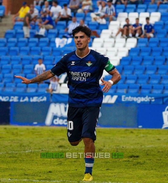 J-3-Recre-de-Huelva-vs-Betis-Deportivo565