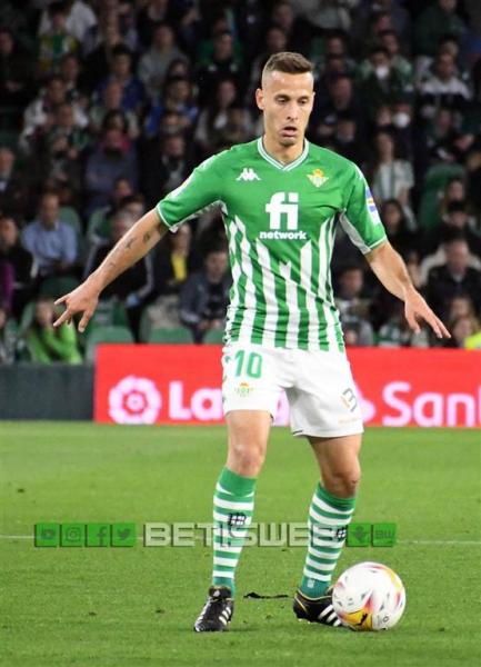 J-33-Real-Betis-vs-Elche-CF-25