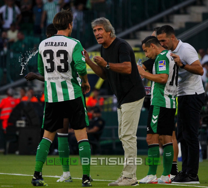 J-4-Real-Betis-vs-AS-Roma759