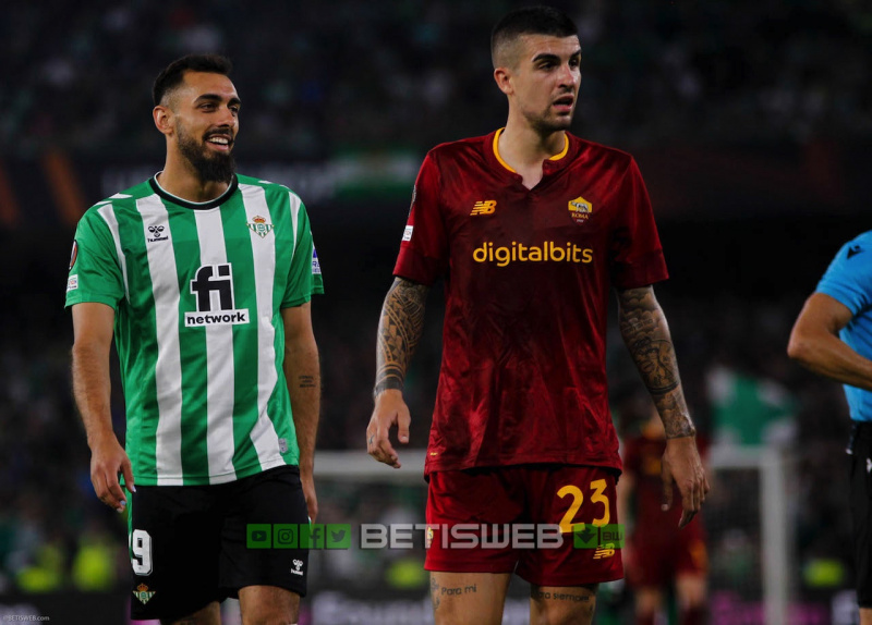 J-4-Real-Betis-vs-AS-Roma931