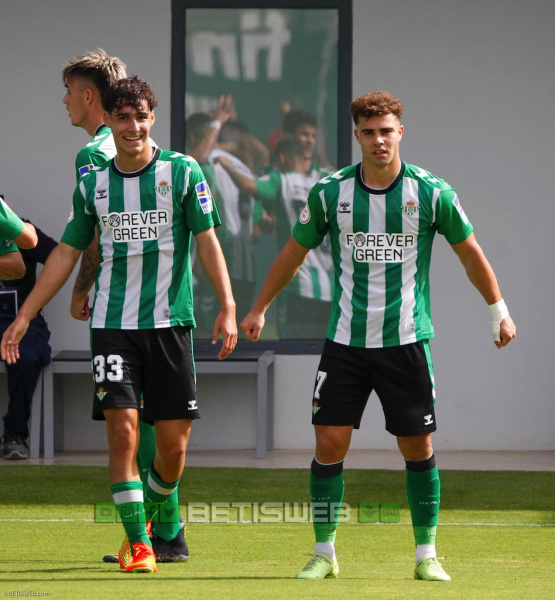 J-6-Betis-Deportivo-vs-Velez-CF442