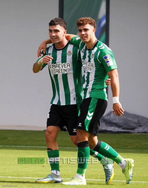 J-6-Betis-Deportivo-vs-Velez-CF455