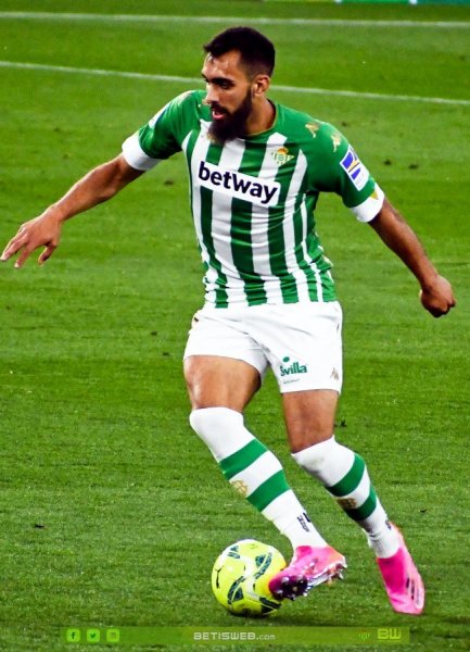 J35-–-Real-Betis-vs-Granada-CF-11