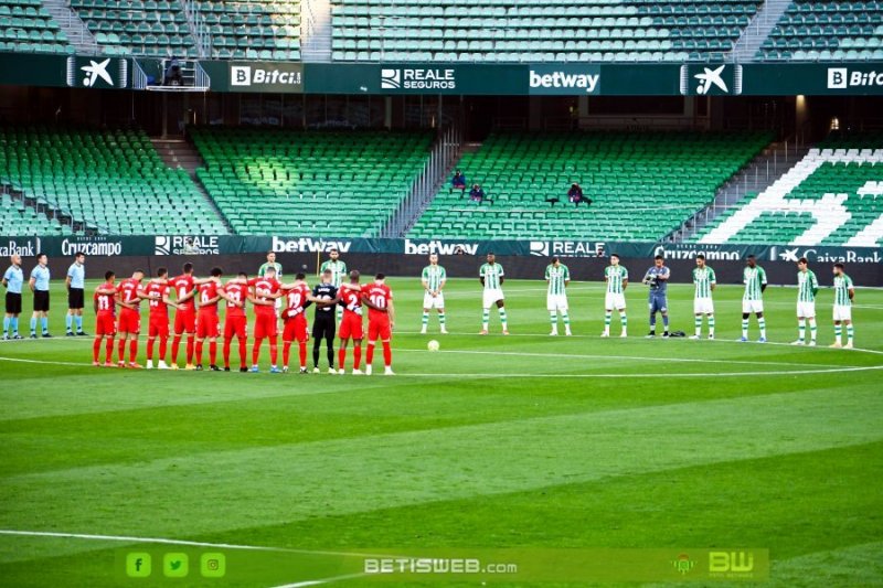 J35-–-Real-Betis-vs-Granada-CF-4