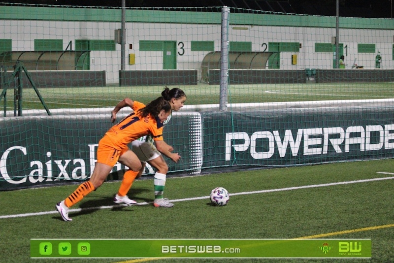 J7-–-Real-Betis-Fem-vs-Valencia-Fem-14