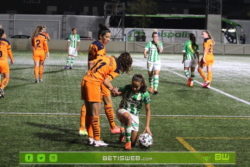 J7-–-Real-Betis-Fem-vs-Valencia-Fem-33