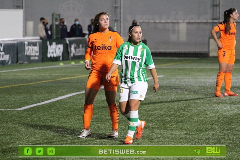 J7-–-Real-Betis-Fem-vs-Valencia-Fem-43