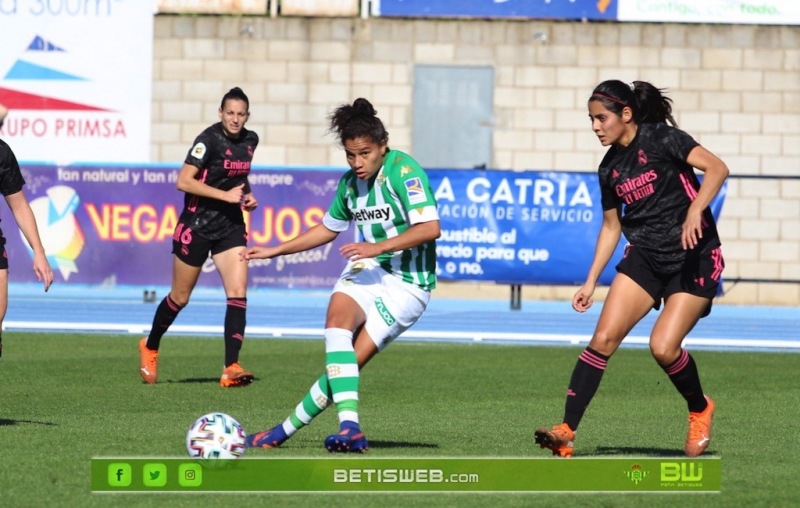 aJ9-Real-Betis-Fem-vs-Real-Madrid-Fem-154