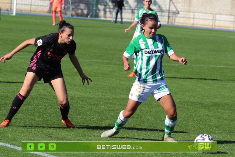 aJ9-Real-Betis-Fem-vs-Real-Madrid-Fem-197